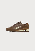 Nike Sportswear SHOX - Trainers - cacao wow/light khaki/light british tan