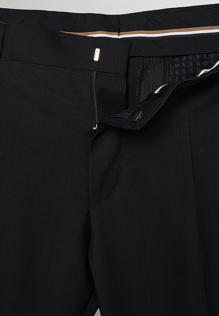 BOSS SLIM FIT