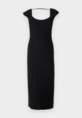 Schwarzes, ärmelloses Kleid mit quadratischem Ausschnitt, tailliertem Oberteil und ausgestellten Schulterdetails. Hergestellt aus einem glatten, dehnbaren Stoff.