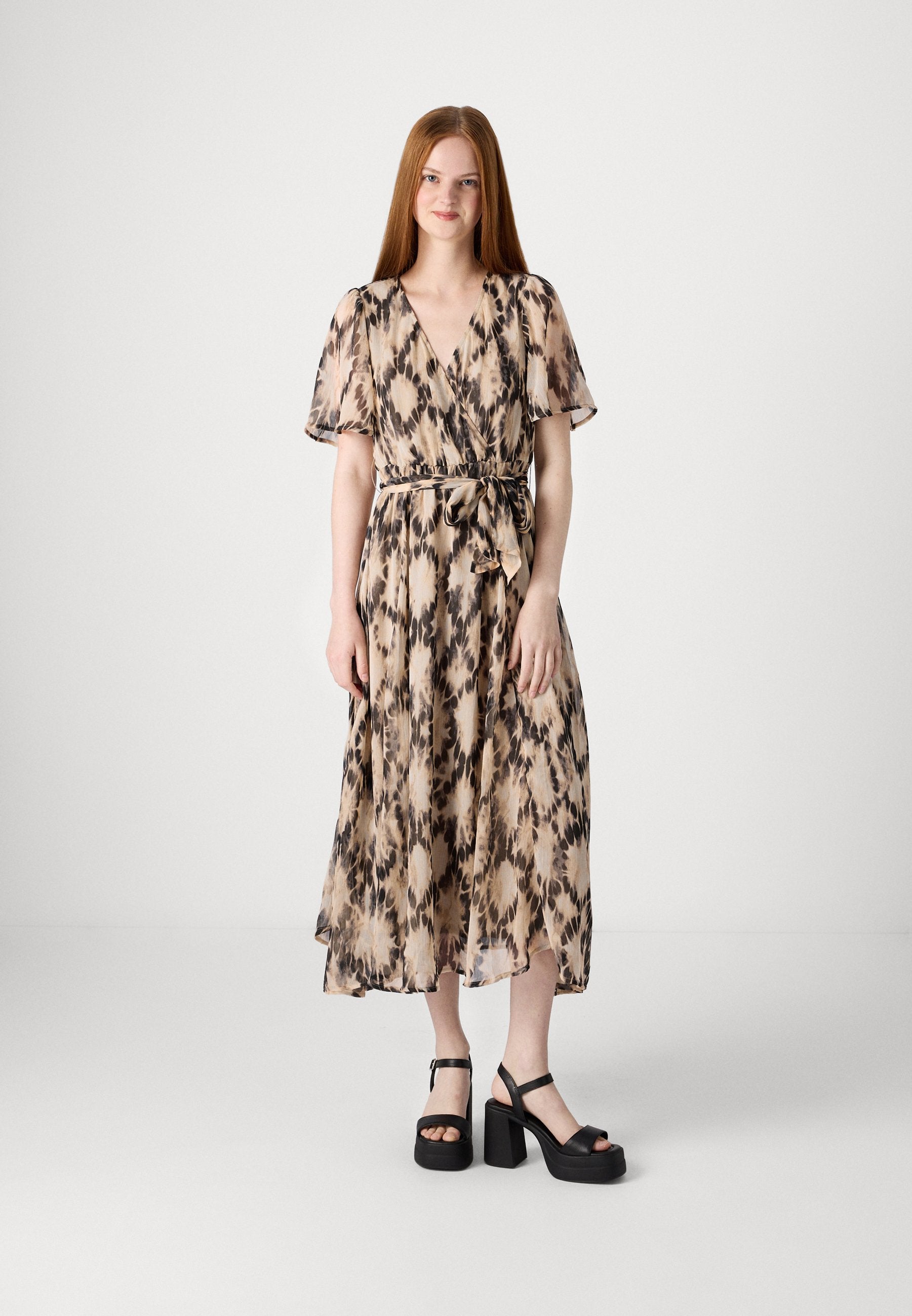 ONLELENA LIFE WRAP MIDI Media 3