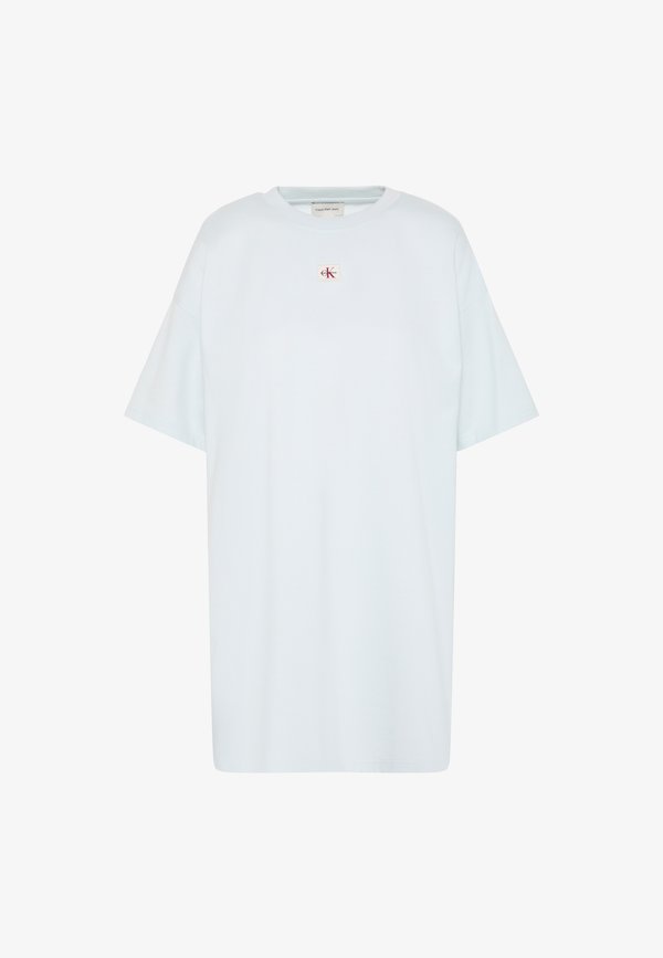 Calvin Klein Jeans LABEL - T-Shirt Dress - plein air