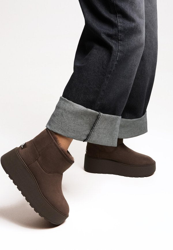 Bershka Winter boots - brown