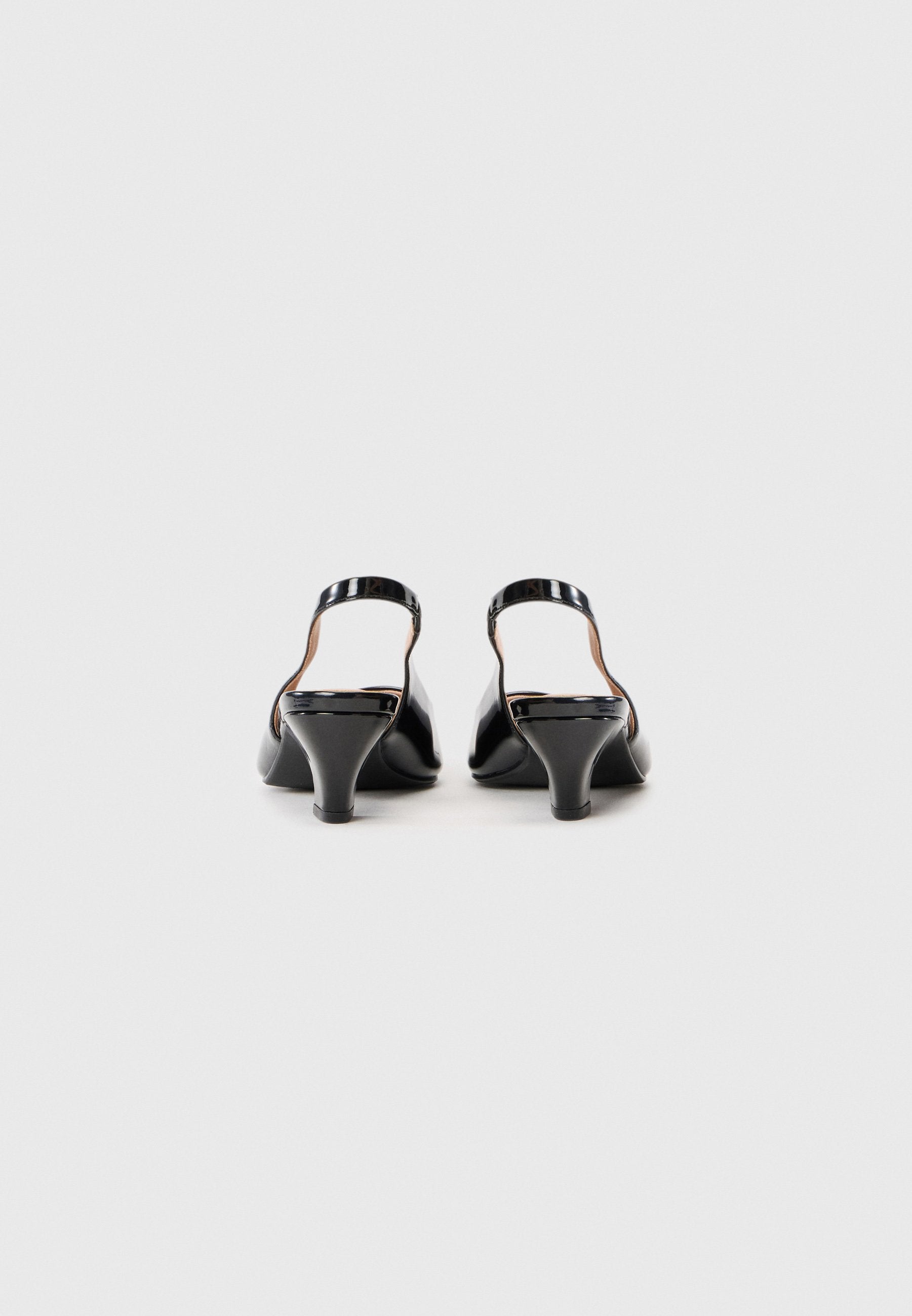 Bianco Slingbacks BIABALEY