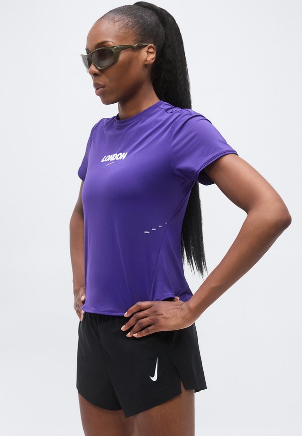 Nike Performance SHORT