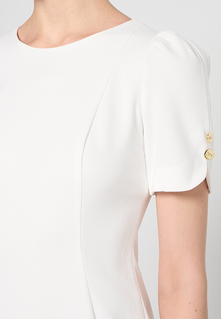 DKNY