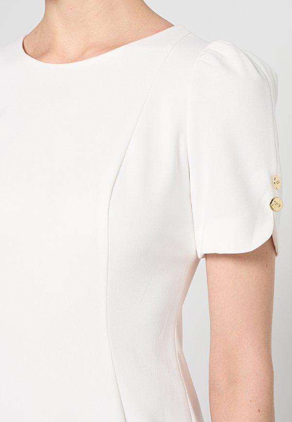 DKNY