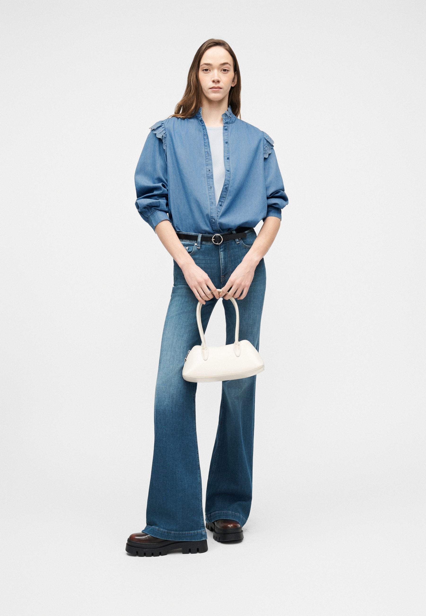 ONLPIPER FRILL SHIRT Media 2