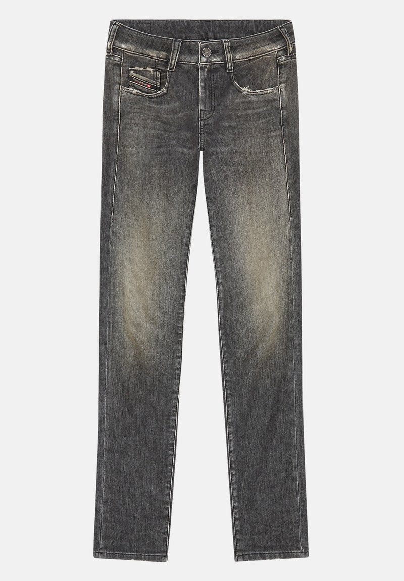 Verblasste schwarze Denim-Jeans mit geradem Bein, ausgestattet mit Fronttaschen, einer kleinen Gesäßtasche und kontrastierenden Nähdetails.