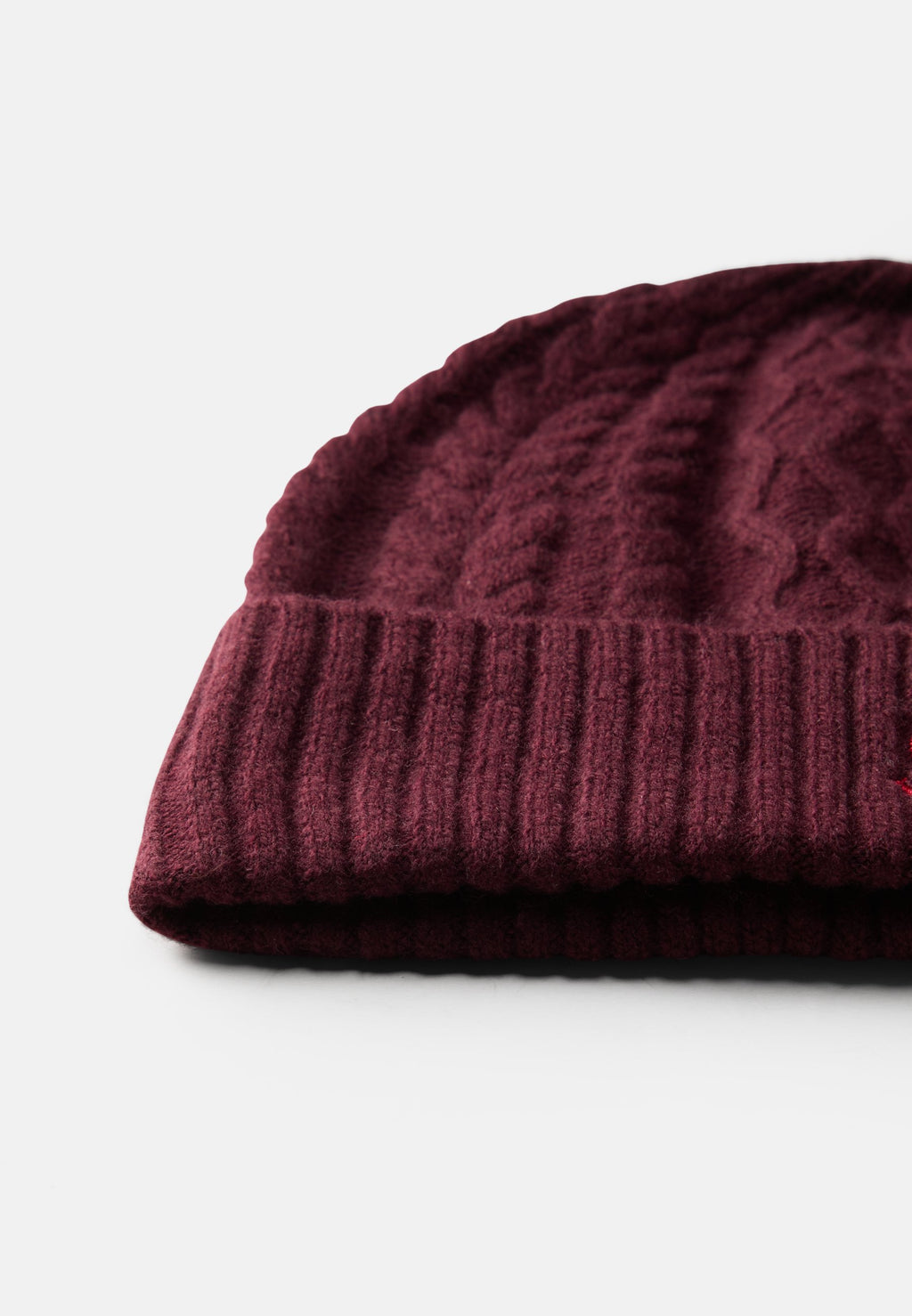CREST BEANIE UNISEX Media 4
