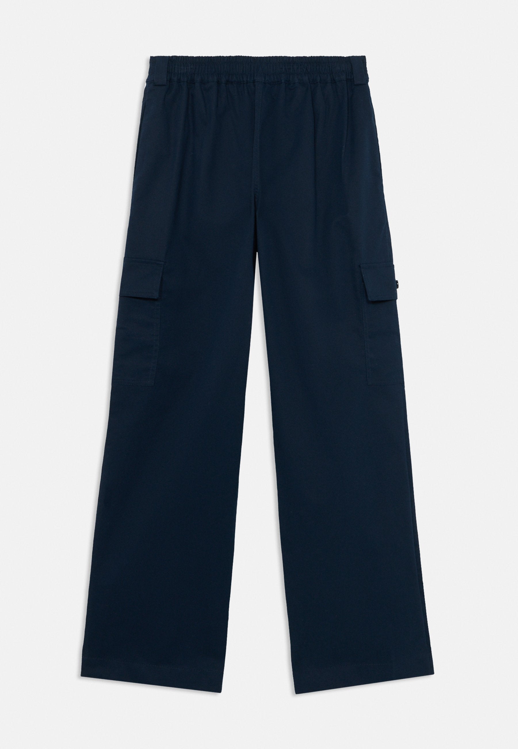 PLEATED PANTS Media 2