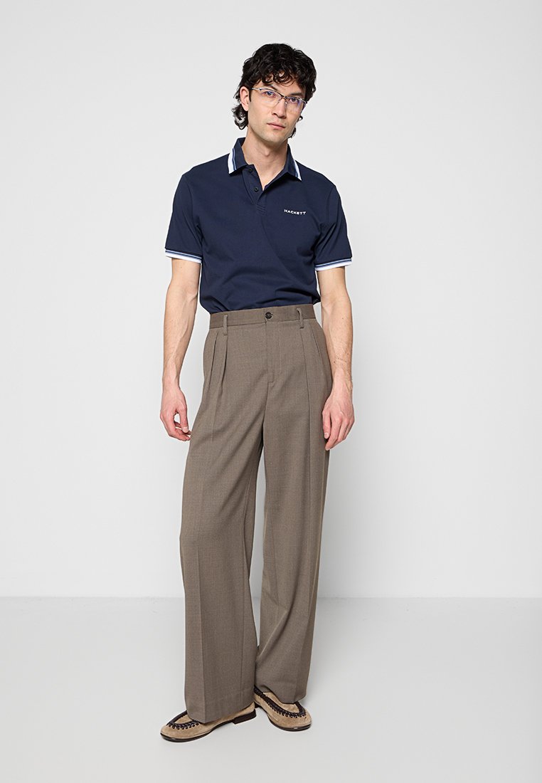 Hackett London