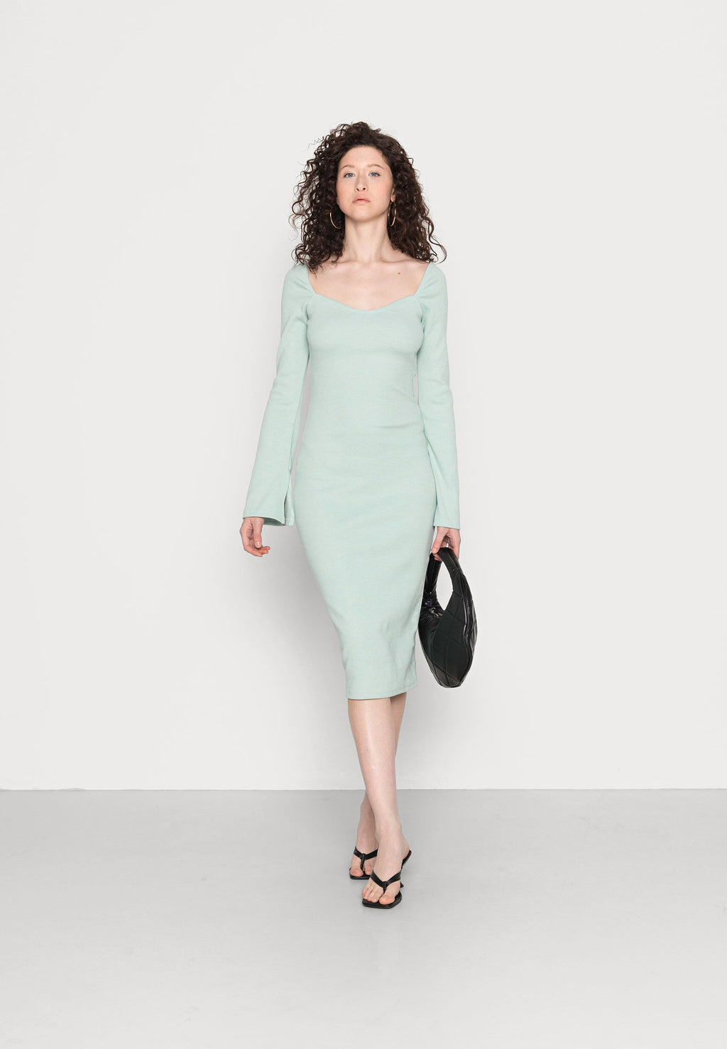 Missguided FLUTE SLEEVE MIDAXI