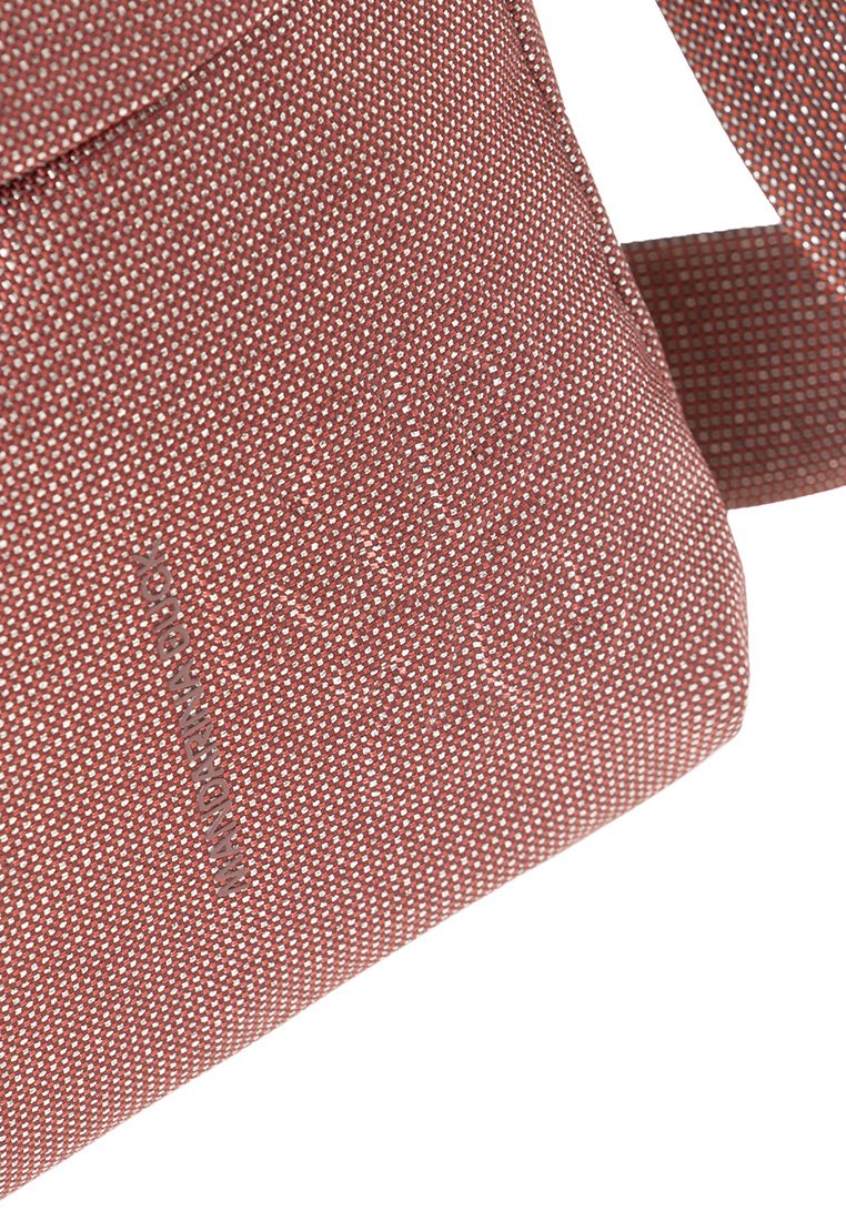 Mandarina Duck
