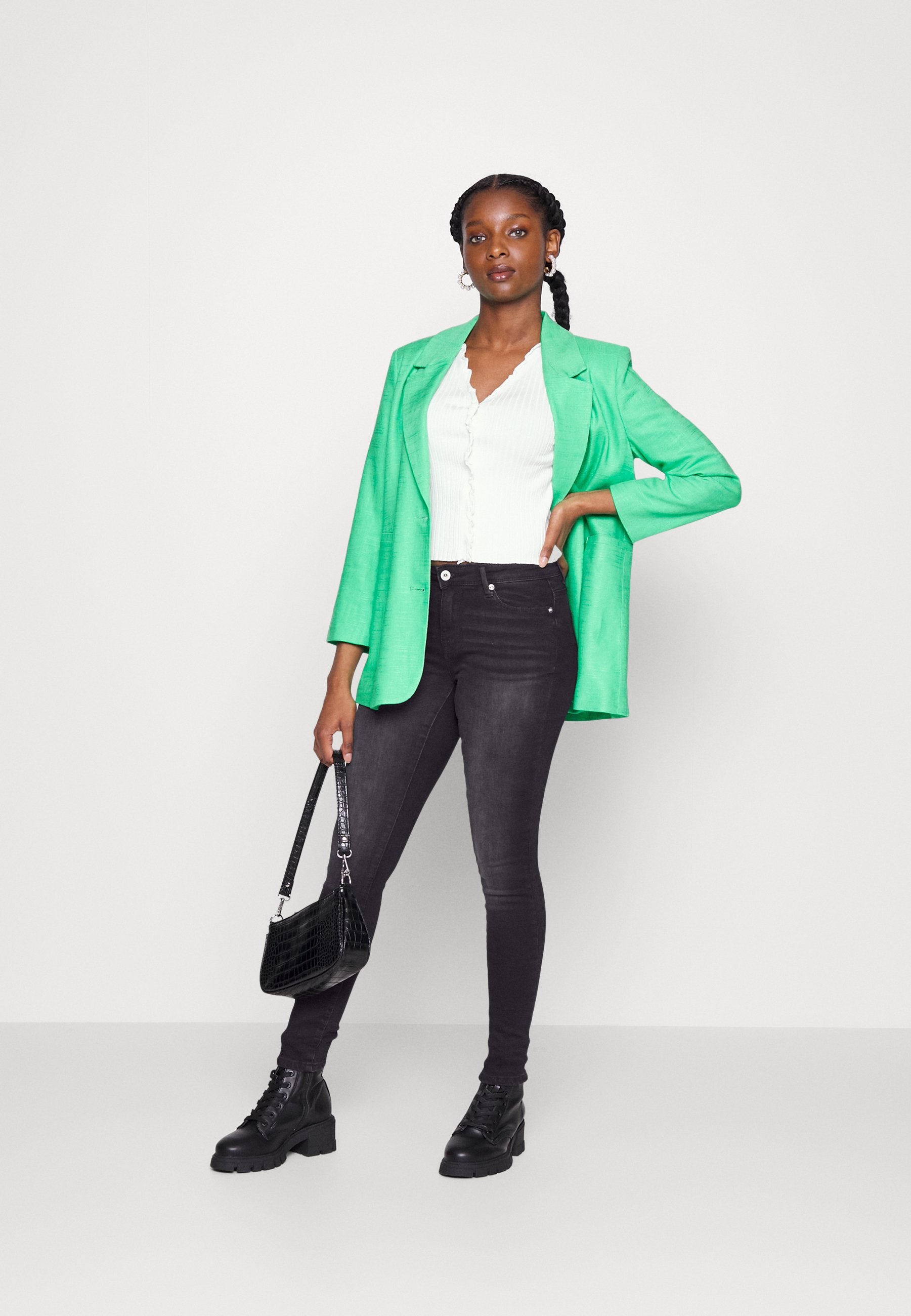 ONLSHAPE Media 2