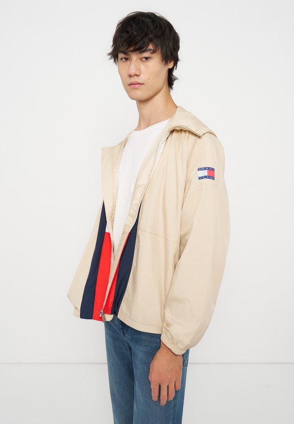 Tommy Jeans CHICAGO