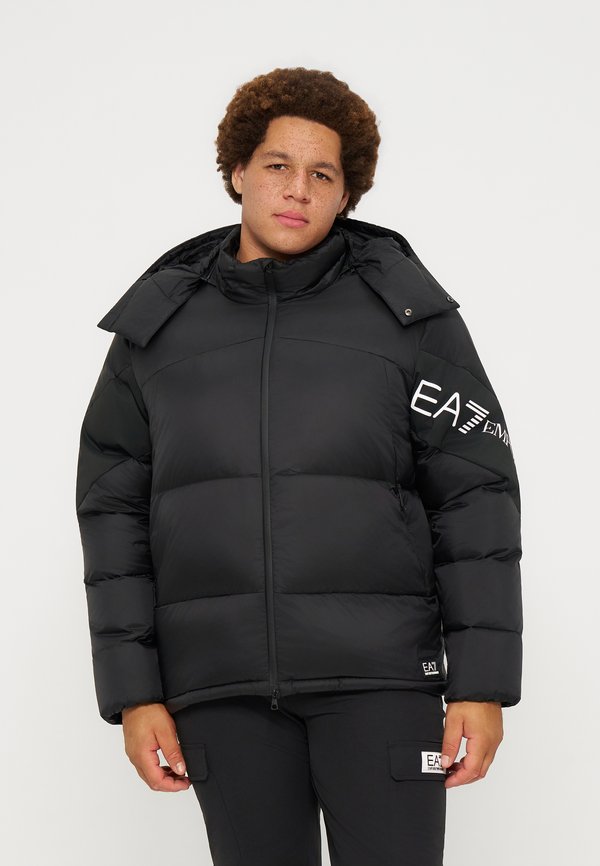EA7 Emporio Armani