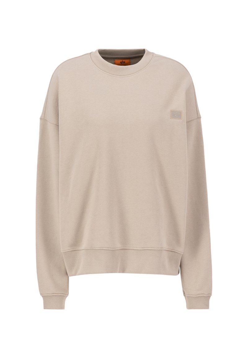 Beiger Sweatshirt aus weichem Stoff, mit Rundhalsausschnitt, überschnittenen Schultern und einem dezenten Logo-Patch auf der Brust.