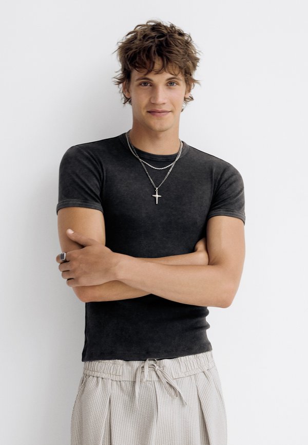 Bershka LETTERING - TSHIRT - Basic T-shirt - dark grey