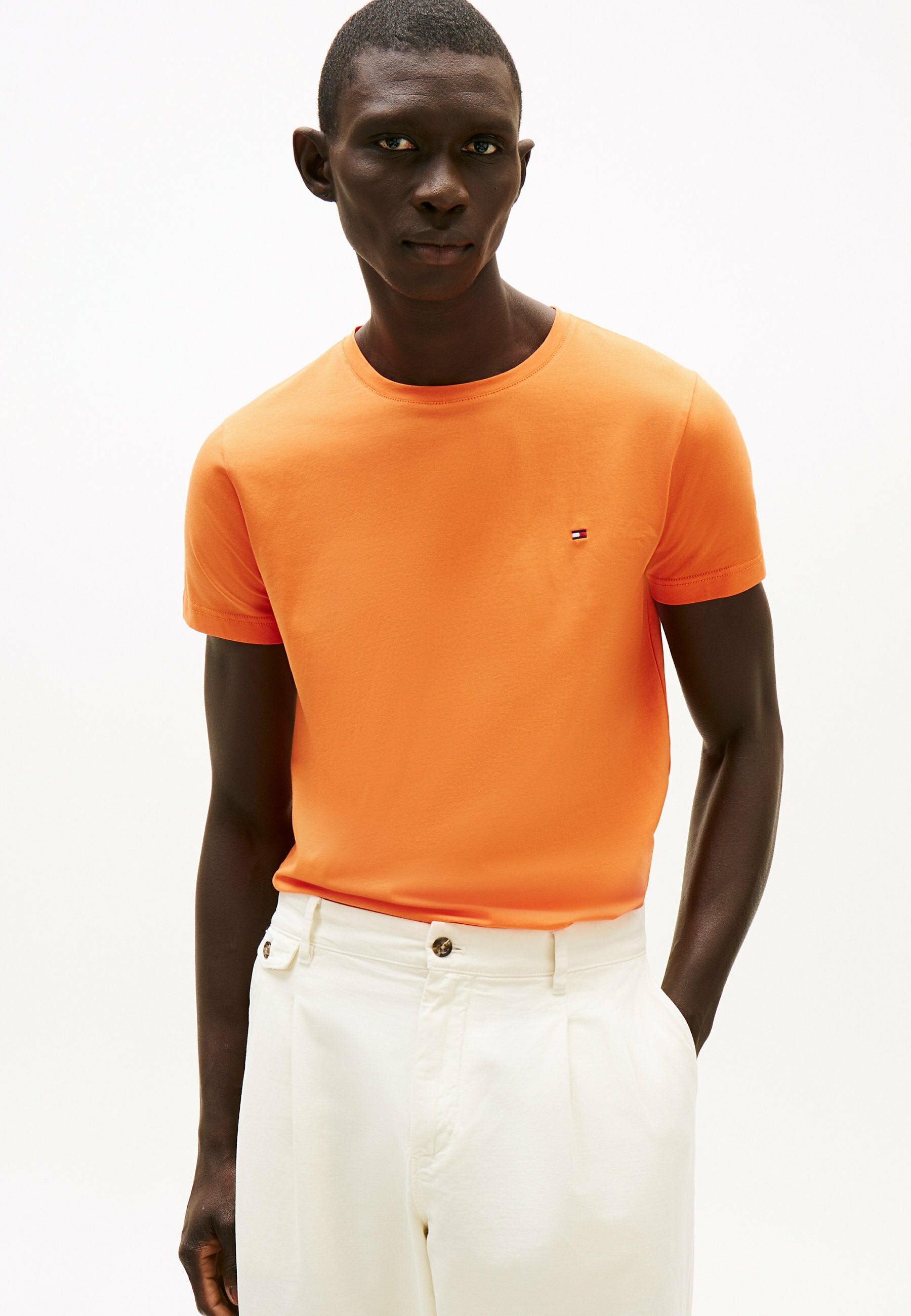 STRETCH SLIM FIT TEE Media 3