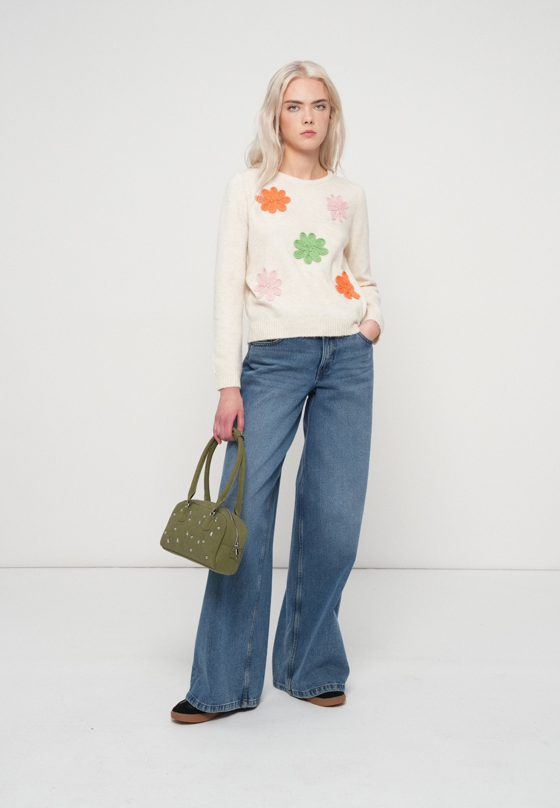 ONLY ONLLOTUS LIFE O NECK FLOWER