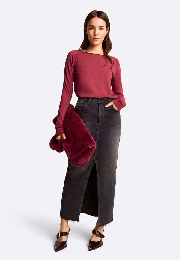 Rich & Royal MIT RAGLAN
