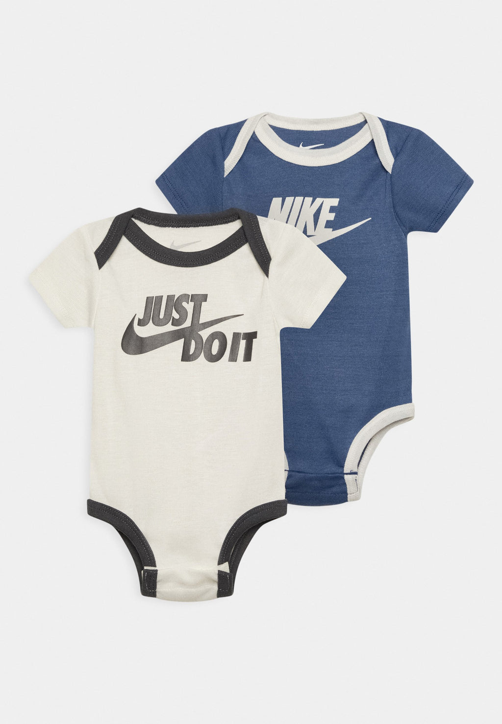 Nike Sportswear 8 PIECE GIFT SET