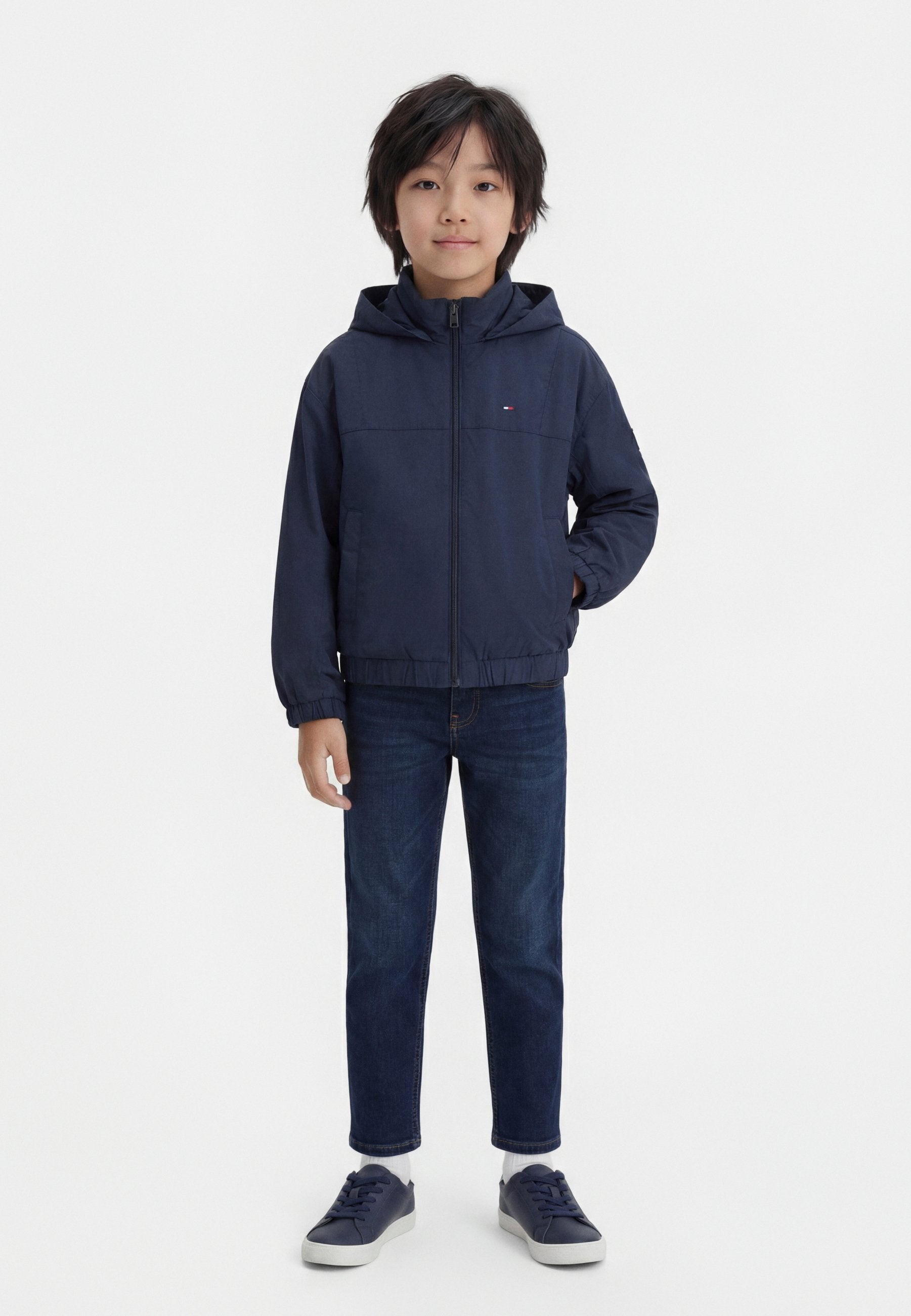 ESSENTIAL ZIP-THRU FUNNEL NECK WINDBREAKER Media 2