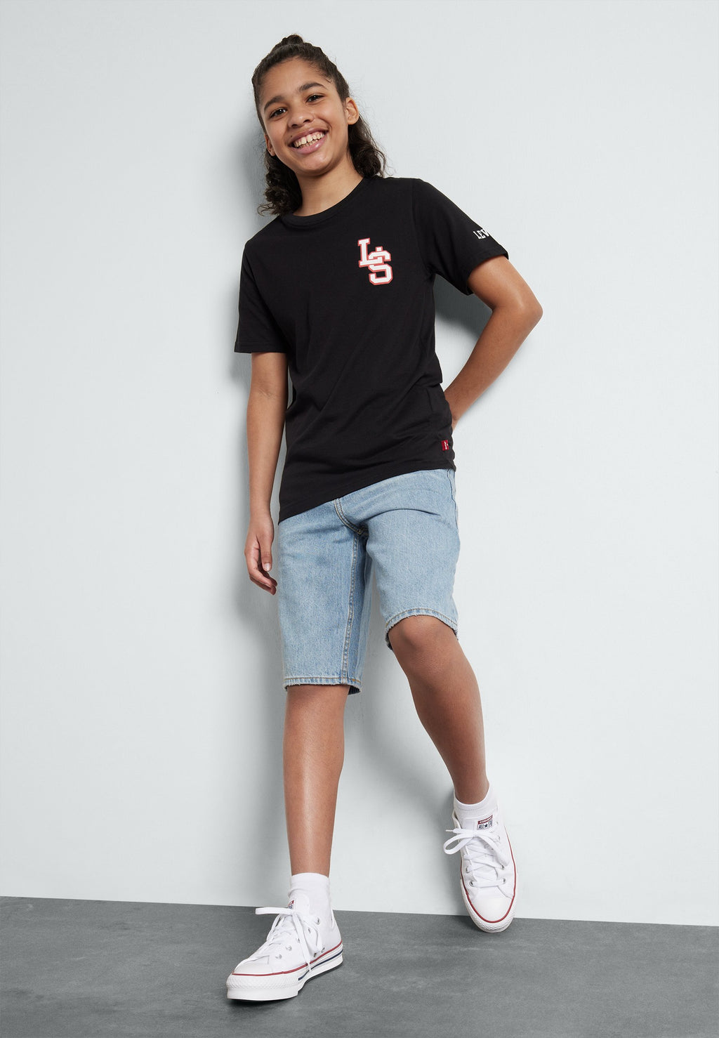 Levi's® MONOGRAM TEE