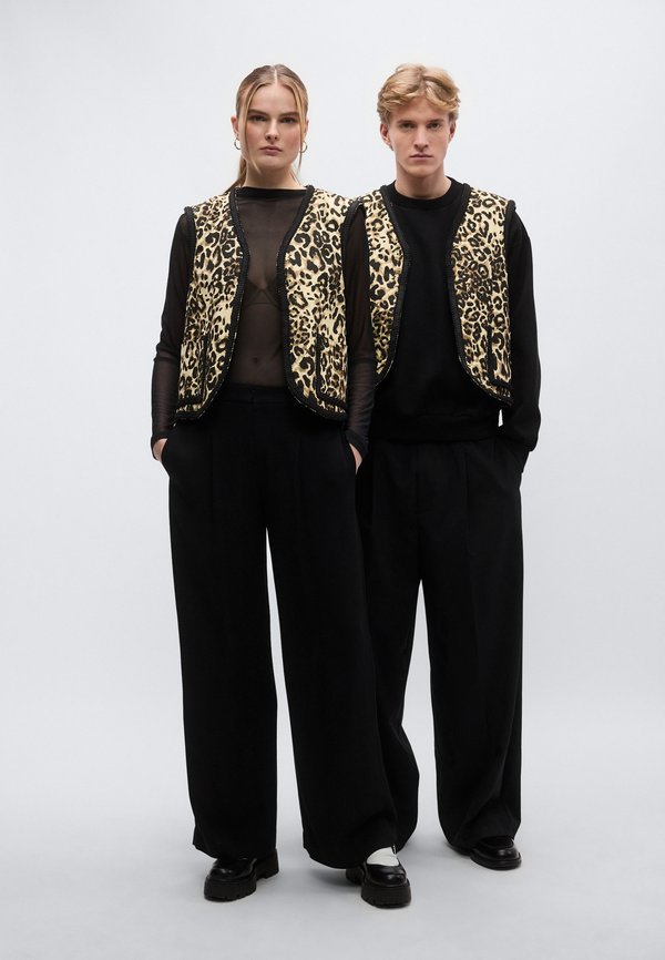 Sister Jane WARD LEOPARD VEST UNISEX