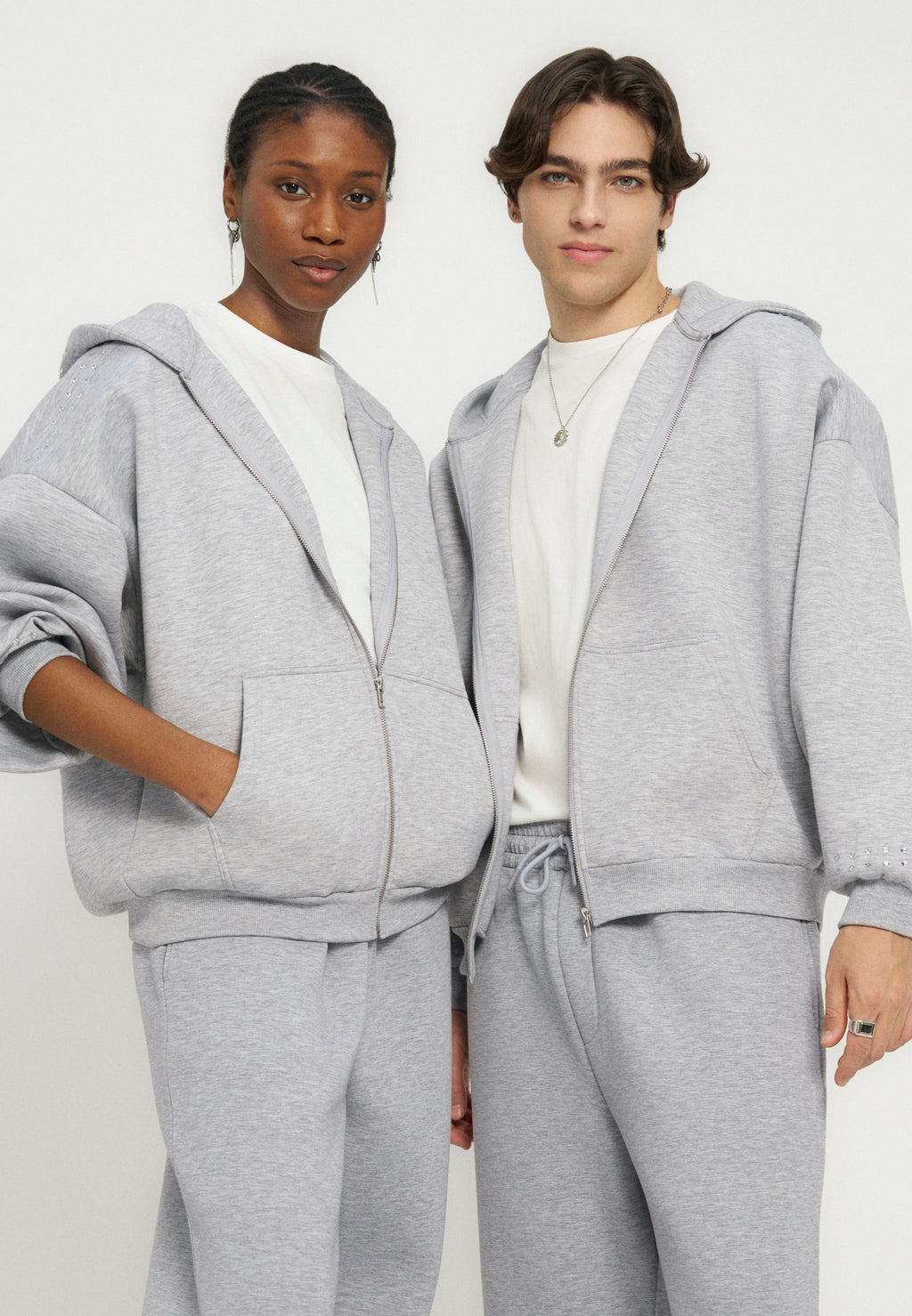 YOURTURN RELAXED FIT WITH STUDS ZIP-UP HOODIE
