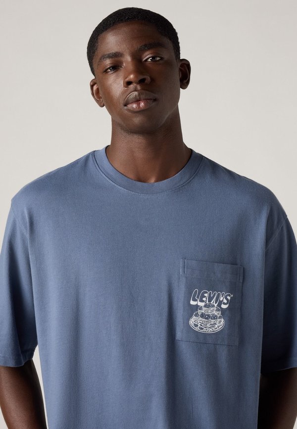 Levi's® LSE HALF SLEEVE GR PCKT