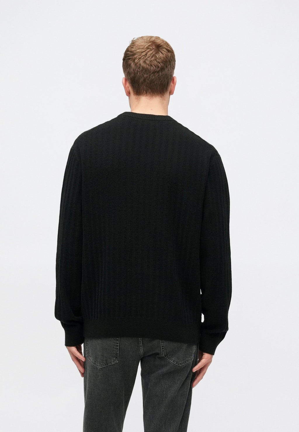 SWEATER Media 4