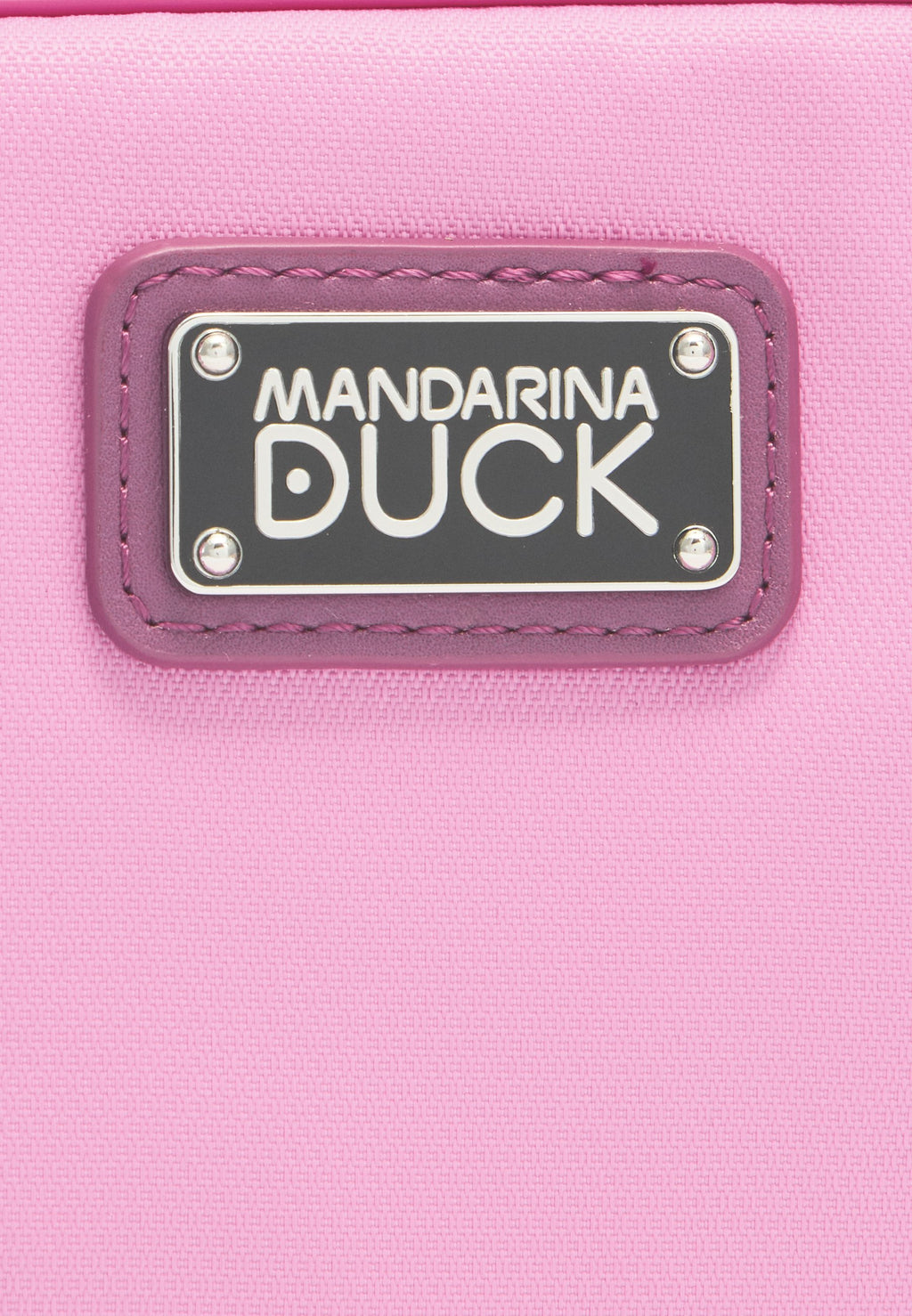Mandarina Duck STYLE