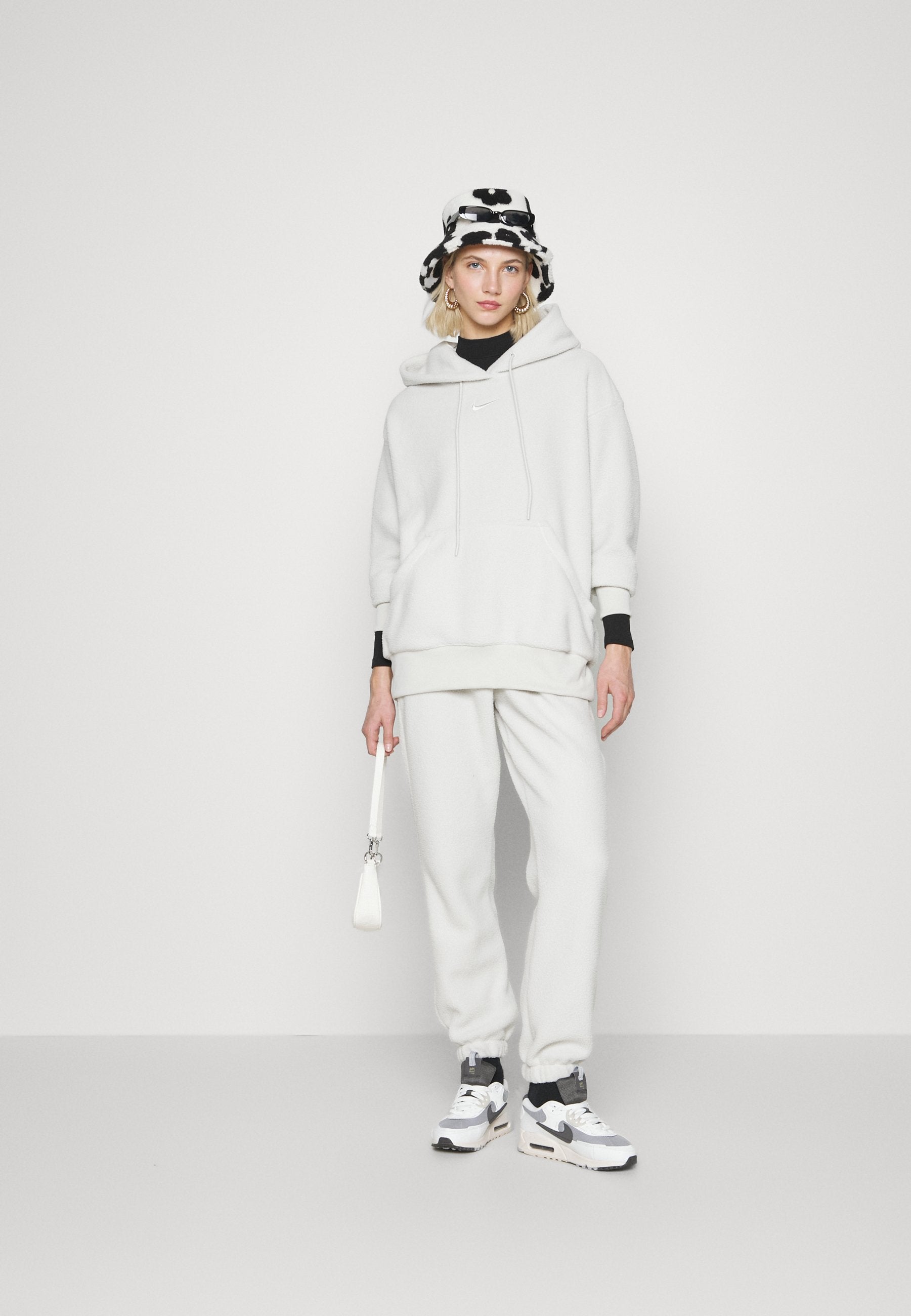 Nike Sportswear HOODIE