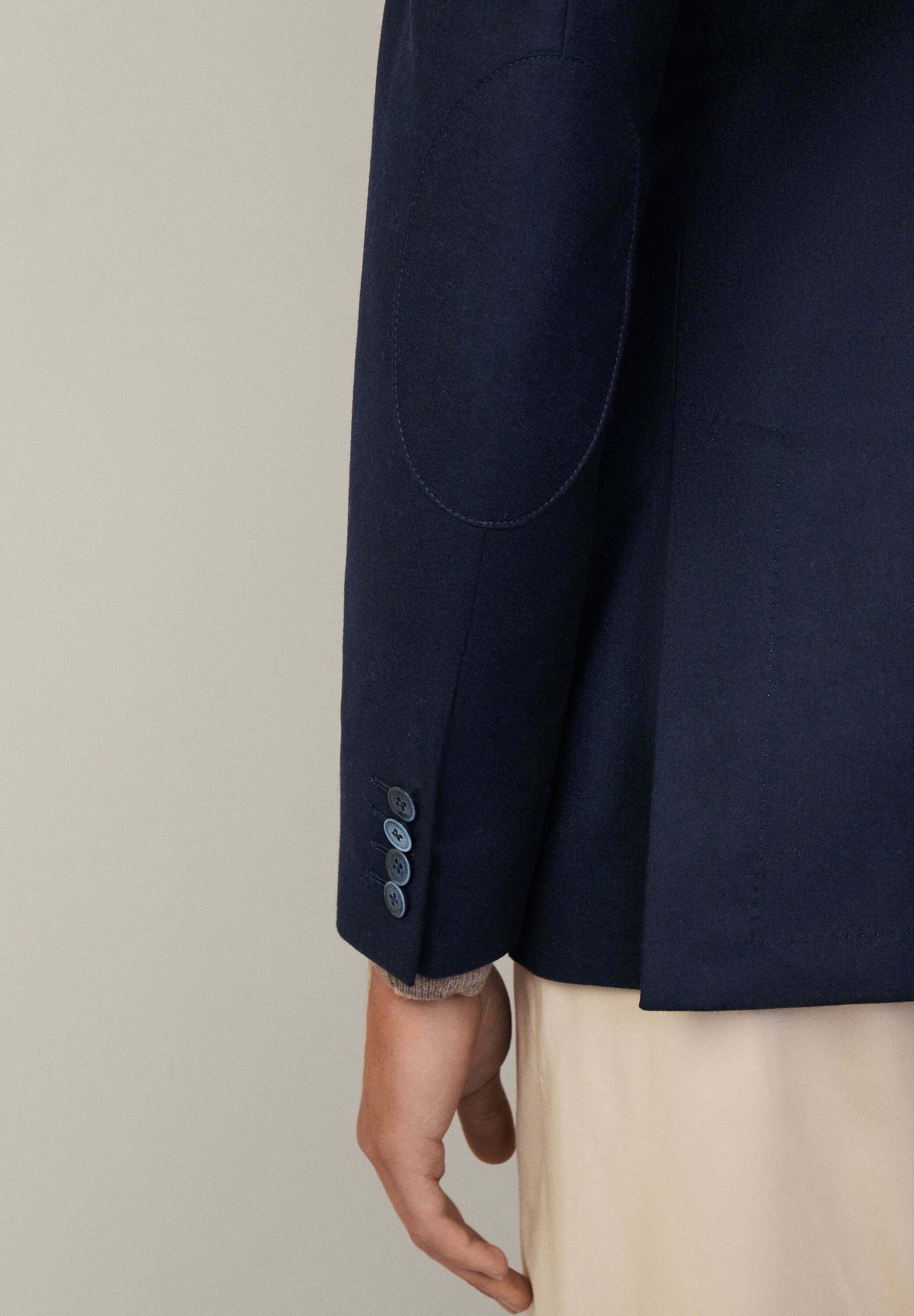 Hackett London