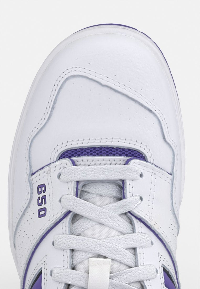 New Balance 650