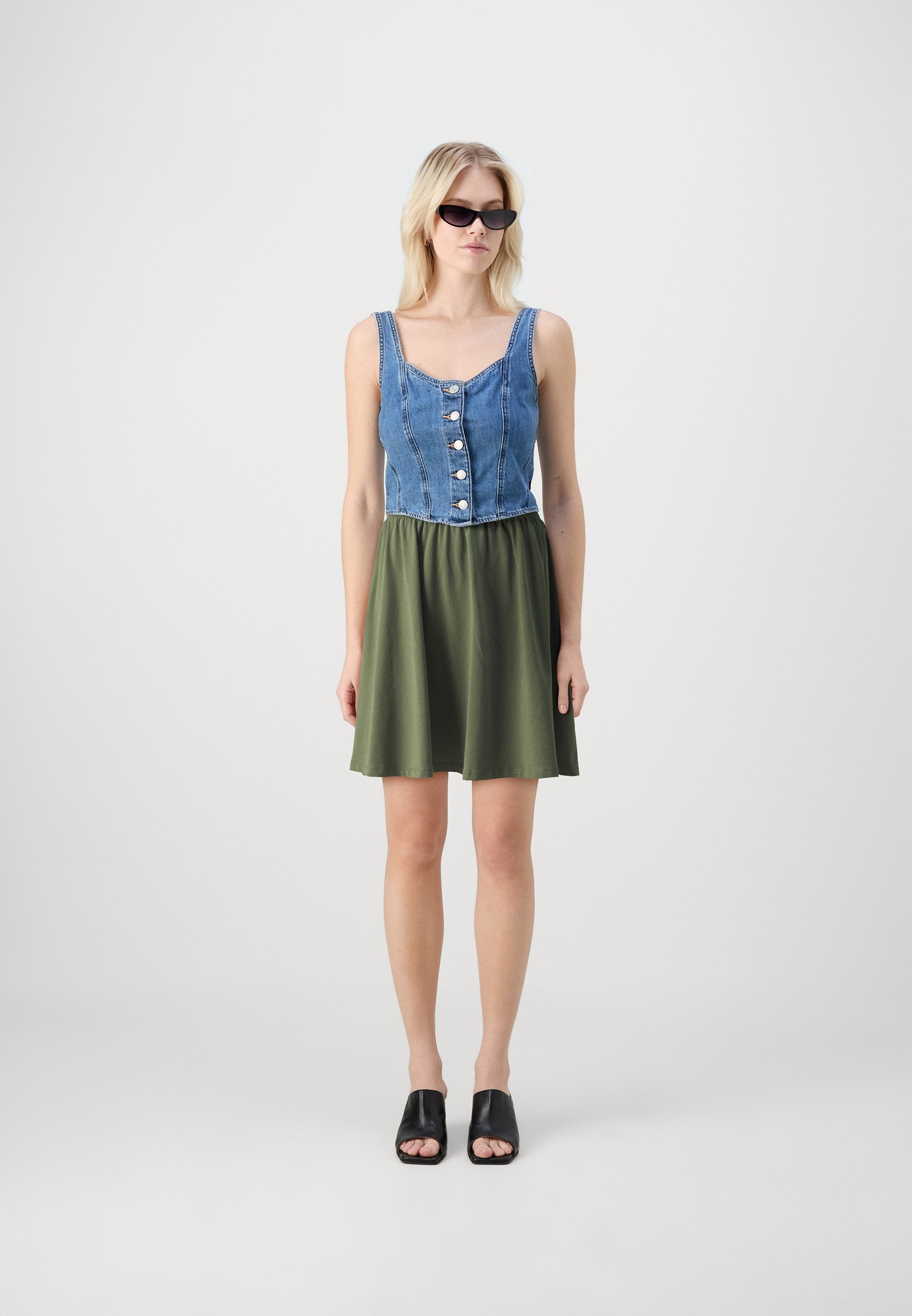 ONLLIVE LOVE SKATER SKIRT 2 PACK Media 2