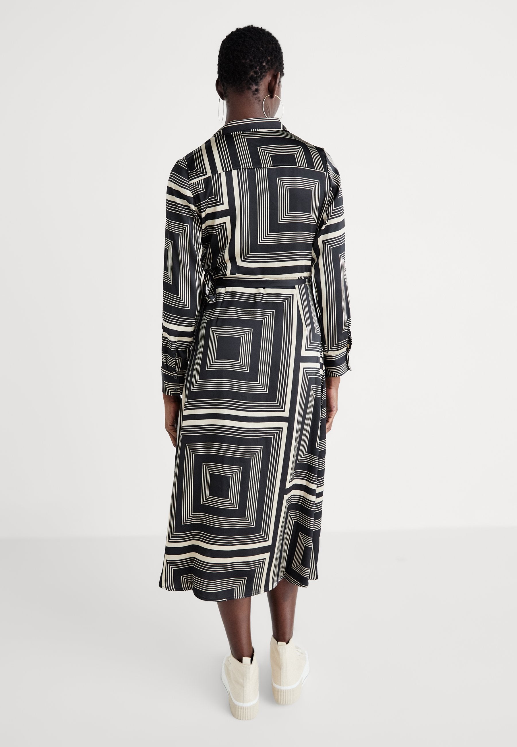 VILA VIMADJA WRAP MIDI DRESS