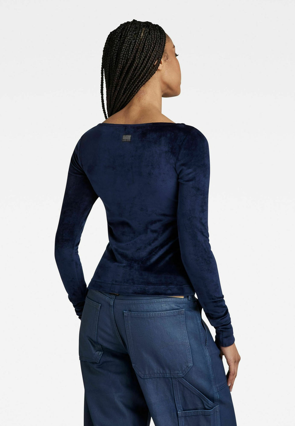 CUT OUT SLIM BOATNECK  Media 3