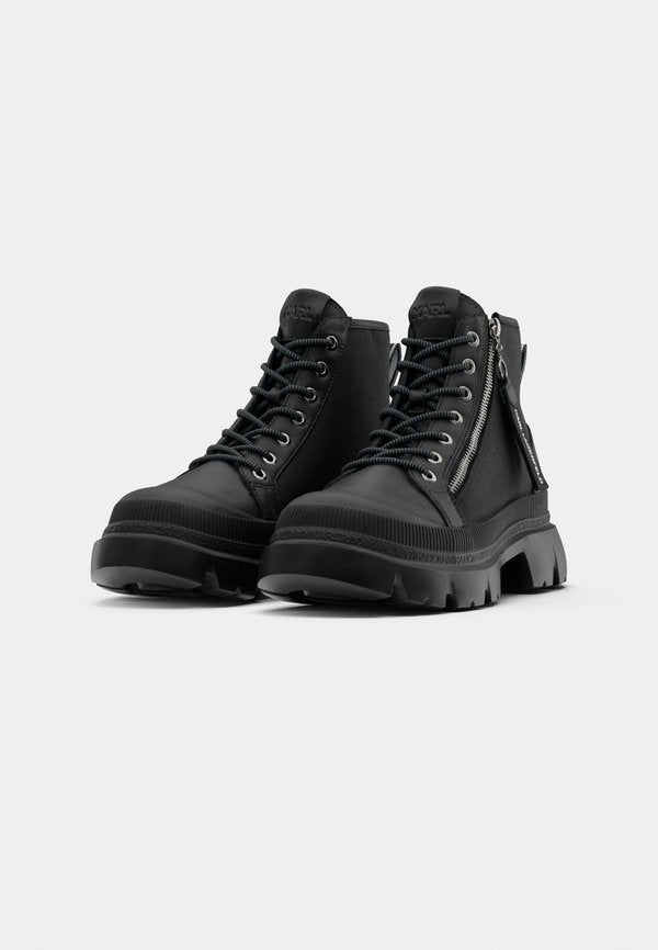 KARL LAGERFELD TREKKA MAX ZIP LO BOOT