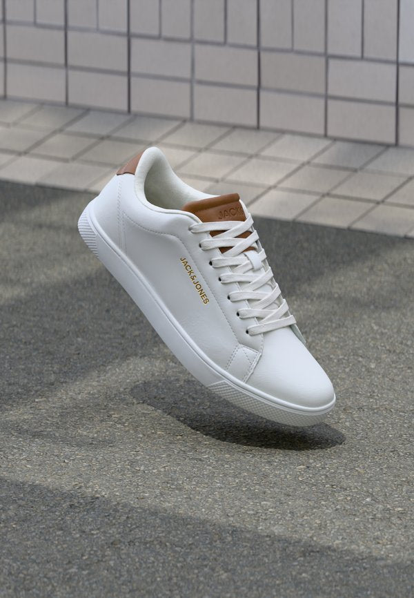 Jack & Jones JFWBOSLEY - Trainers - white