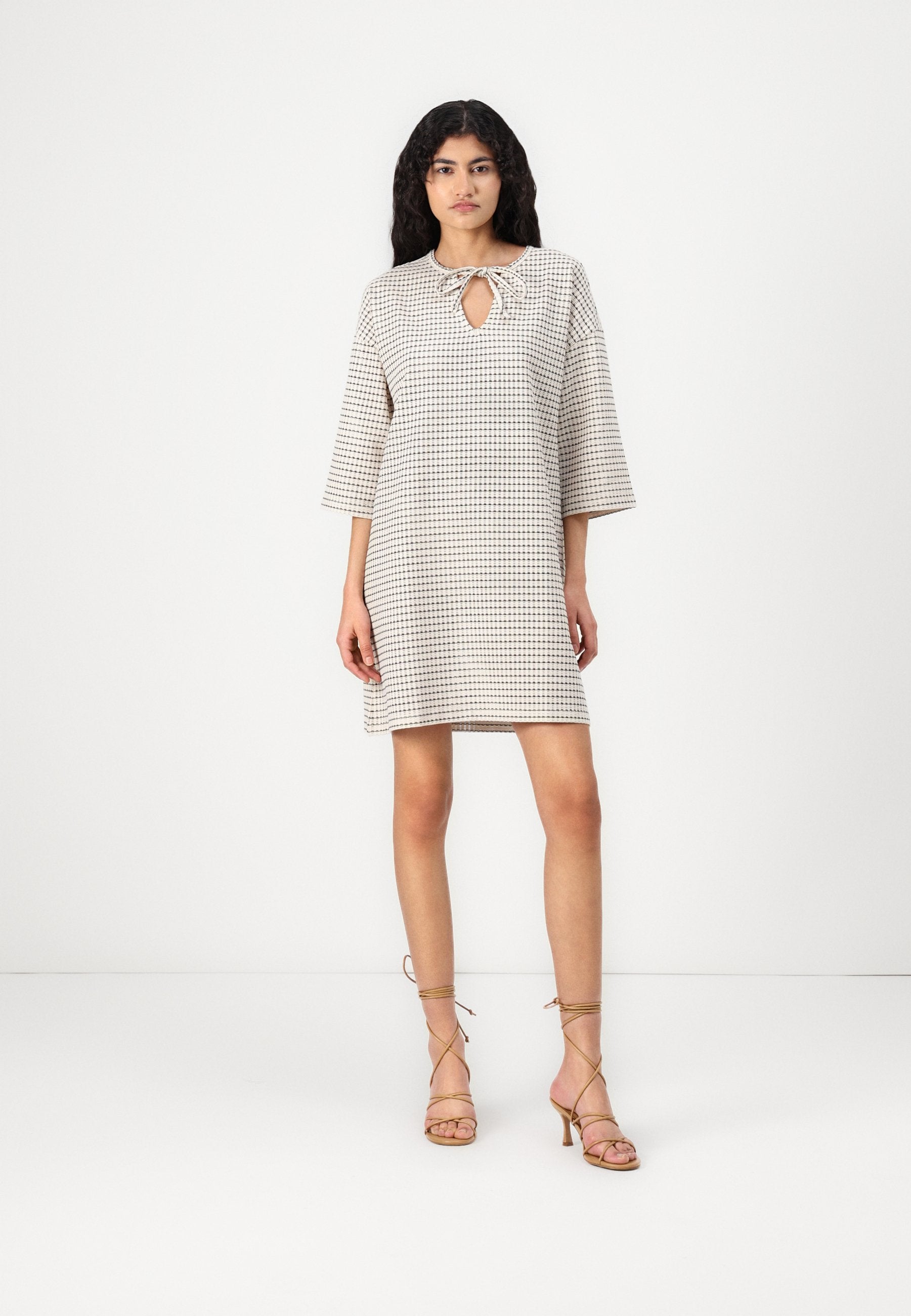 Aware RIANNA TIE NECK DRESS