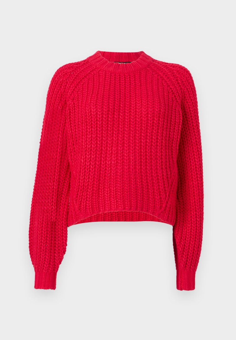 Strickpullover in leuchtendem Rot, mit Rundhalsausschnitt, gerippten Bündchen und lockerer Passform sowie strukturierten, groben Mustern.