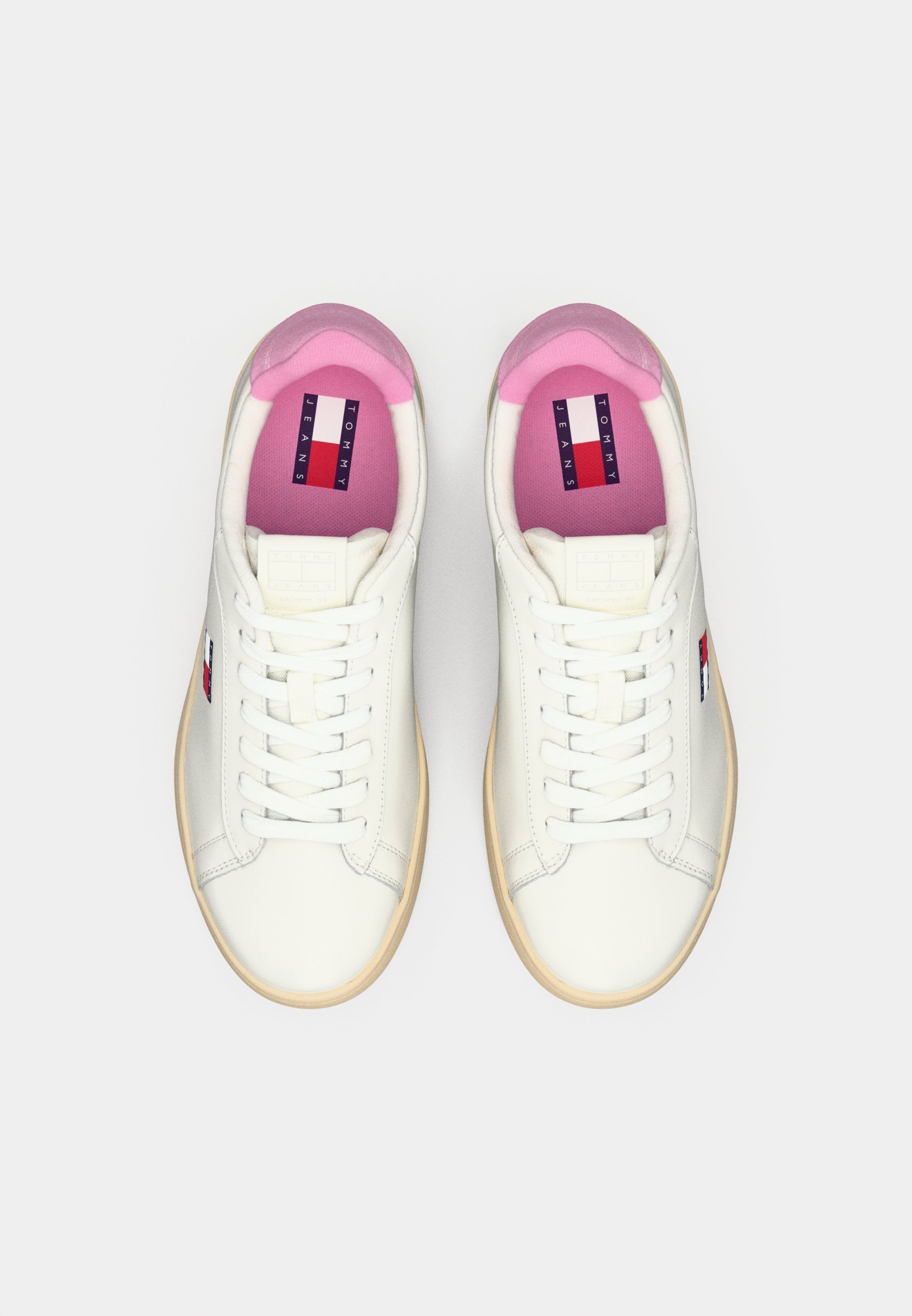 Tommy Jeans ARCHIVE COURT LEATHER TRAINERS