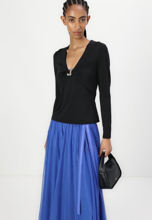 MARCIANO BY GUESS IZZIE