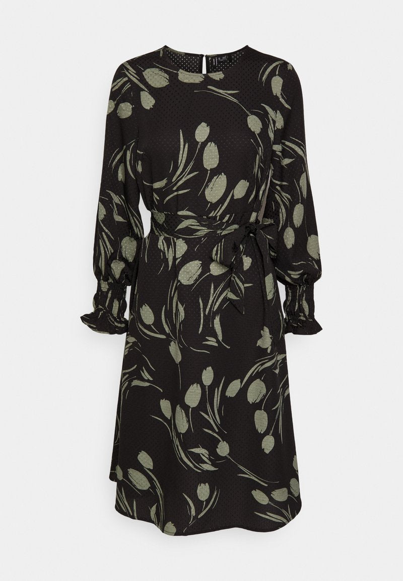 VMMARTA CALF DRESS - Vero Moda Petite - View 1