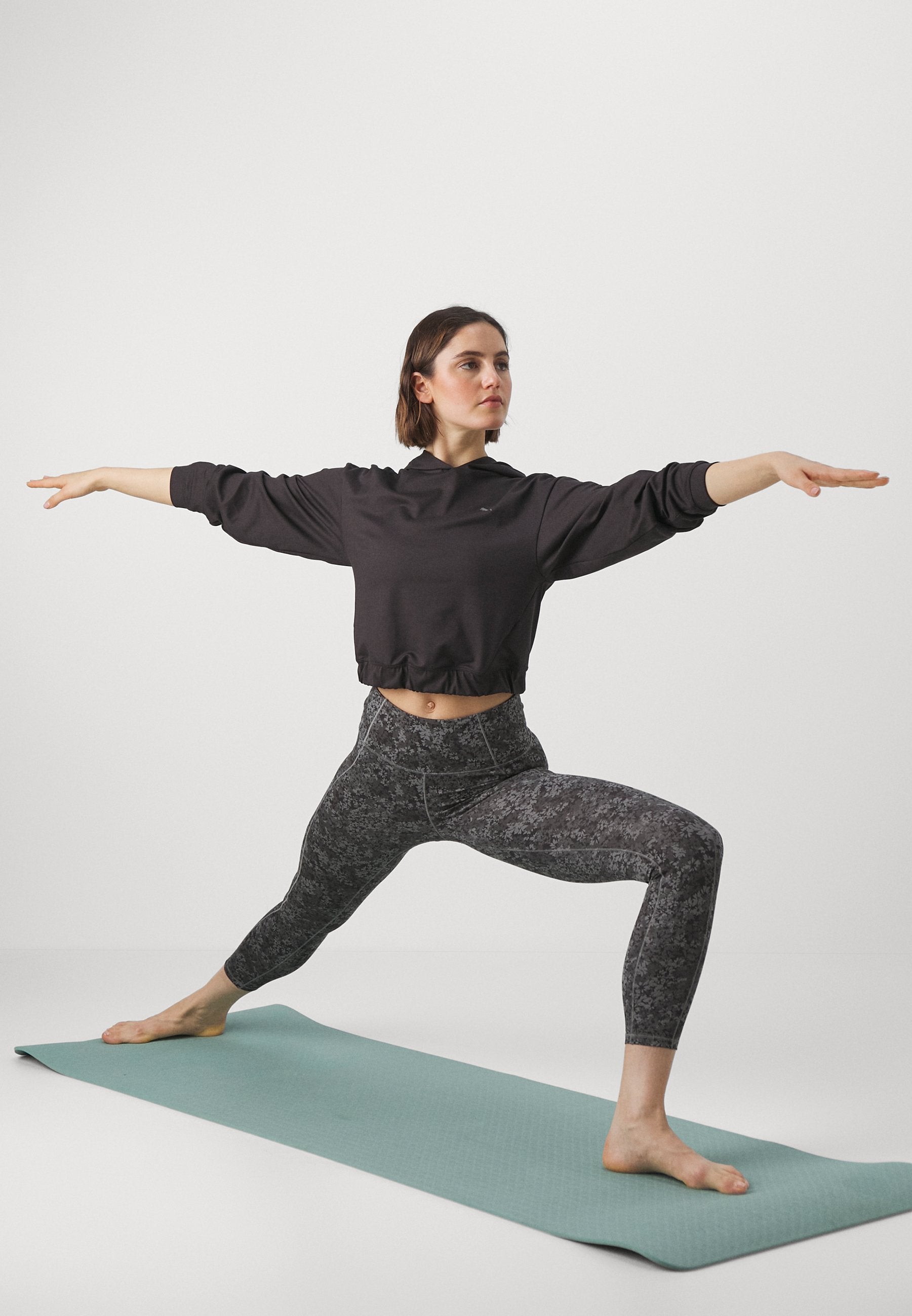 Puma STUDIO FOUNDATIONS HOODY