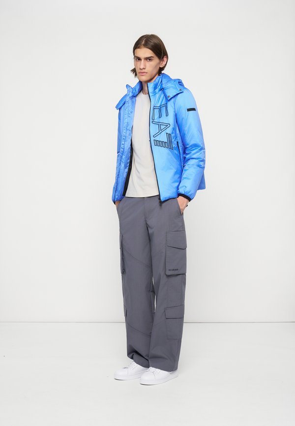 EA7 Emporio Armani