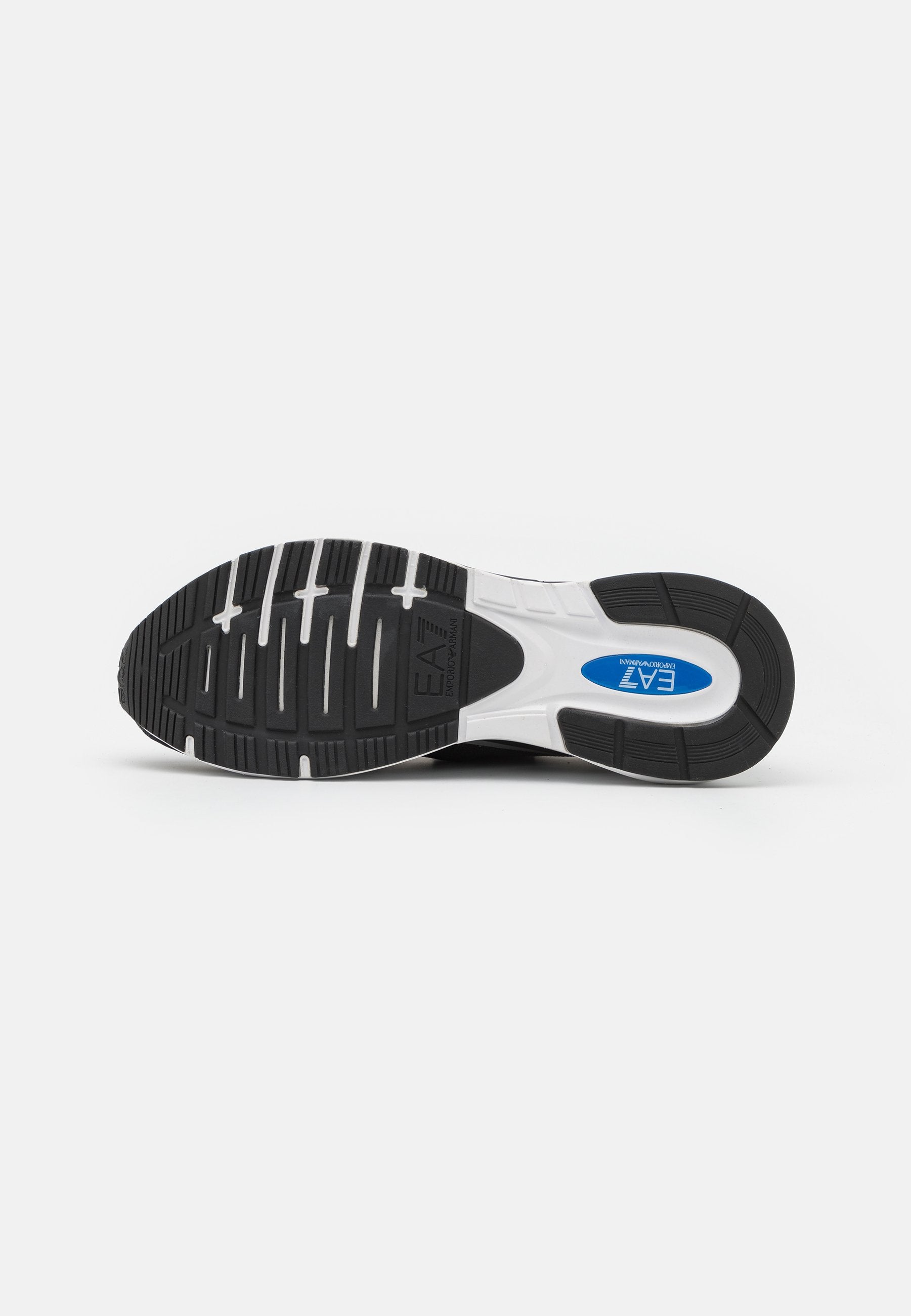CRUSHER DISTANCE Media 6