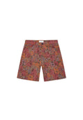 Kurze Hosen mit floralem Muster in Rottönen, Orange und Grün. Hergestellt aus einem Stoff mit weicher Textur. Verfügt über eine vordere Knopfleiste und Gürtelschlaufen.